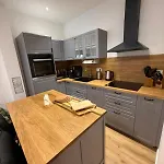 Neu - For 6 In Hagen- Direct Parking! A45 - A1 - A46 Richtung Dortmund Netflix - Wifi, Fully-automatic-coffemashine, Kitchen, Netflix, Apartment