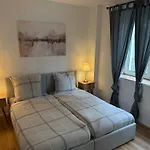 Apartment Neu - For 6 In Hagen- Direct Parking! A45 - A1 - A46 Richtung Dortmund Netflix - Wifi, Fully-automatic-coffemashine, Kitchen, Netflix, Hagen (Arnsberg)