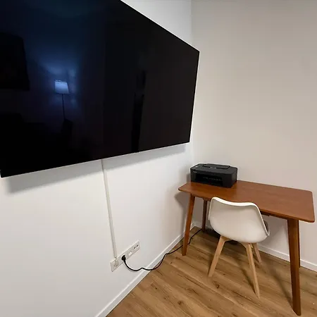 Neu - For 6 In Hagen- Direct Parking! A45 - A1 - A46 Richtung Dortmund Netflix - Wifi, Fully-automatic-coffemashine, Kitchen, Netflix, Apartment