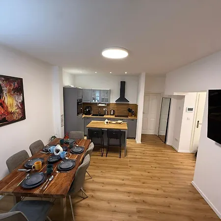 Neu - For 6 In Hagen- Direct Parking! A45 - A1 - A46 Richtung Dortmund Netflix - Wifi, Fully-automatic-coffemashine, Kitchen, Netflix, *