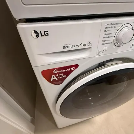 Apartmán Neu - For 6 In Hagen- Direct Parking! A45 - A1 - A46 Richtung Dortmund Netflix - Wifi, Fully-automatic-coffemashine, Kitchen, Netflix,